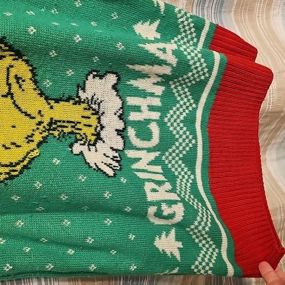 Dr. Seuss Grinch Holiday Sweater/Green and Red "Merry Grinchmas" - Picture 2 of 4